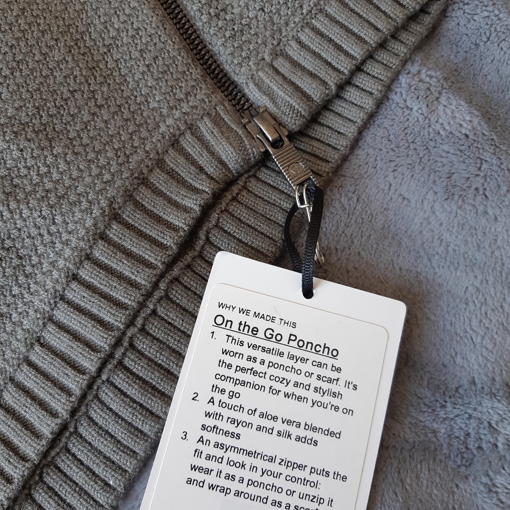 Lululemon On The Go Poncho BNWT